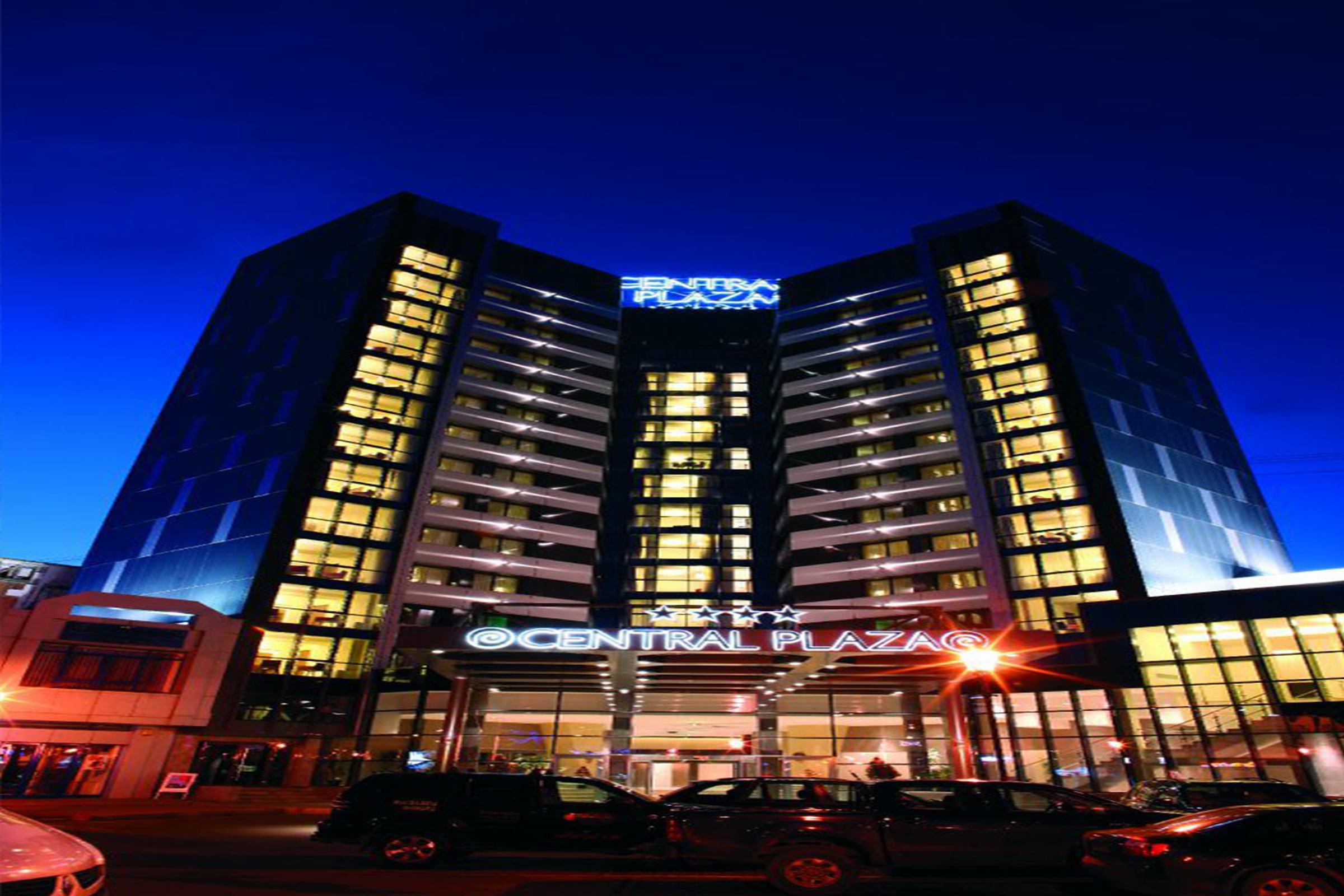 Plaza 4* פיאטרה ניאמט